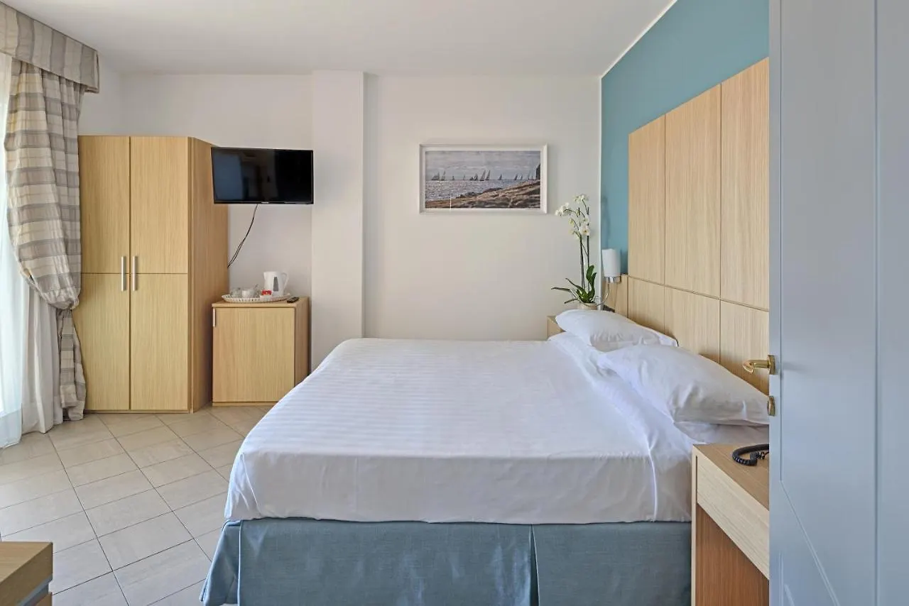 Aregai Marina Hotel & Residence Санто-Стефано-аль-Мар