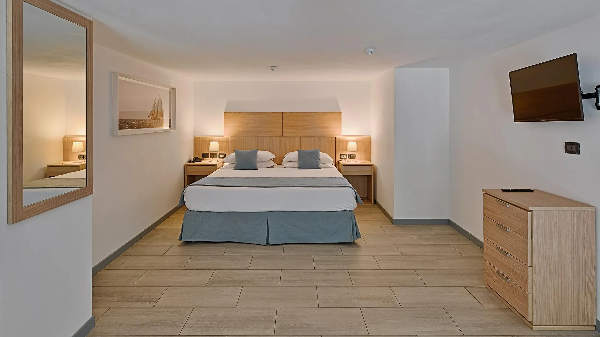 Aregai Marina Hotel & Residence Санто-Стефано-аль-Мар