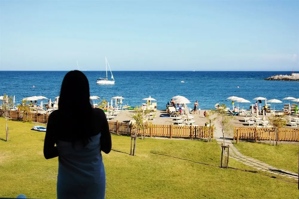 Aregai Marina Hotel & Residence Санто-Стефано-аль-Мар 4*,  Италия