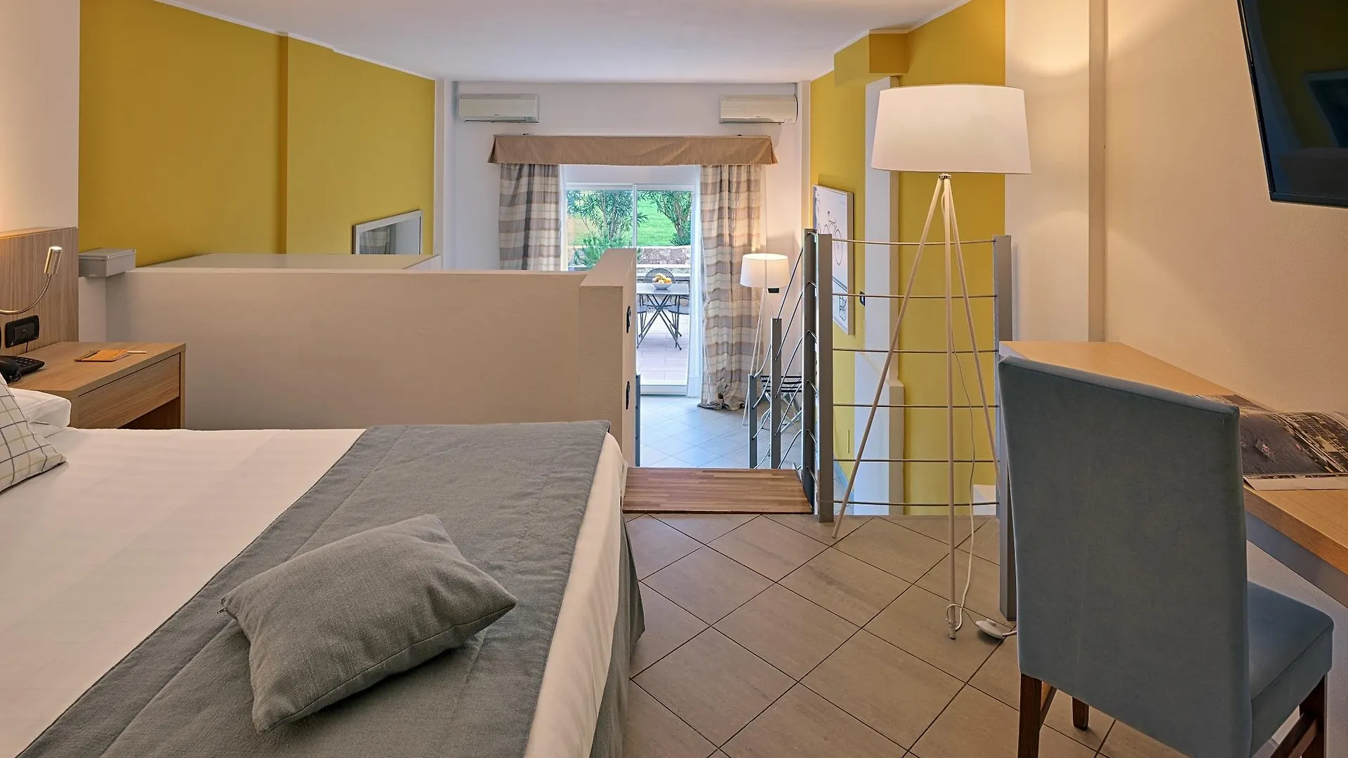 Aregai Marina Hotel&Residence Santo Stefano al Mare 4*,