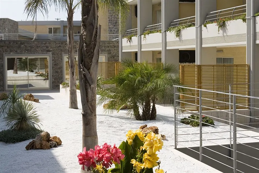 Aregai Marina Hotel&Residence Santo Stefano al Mare 4*,