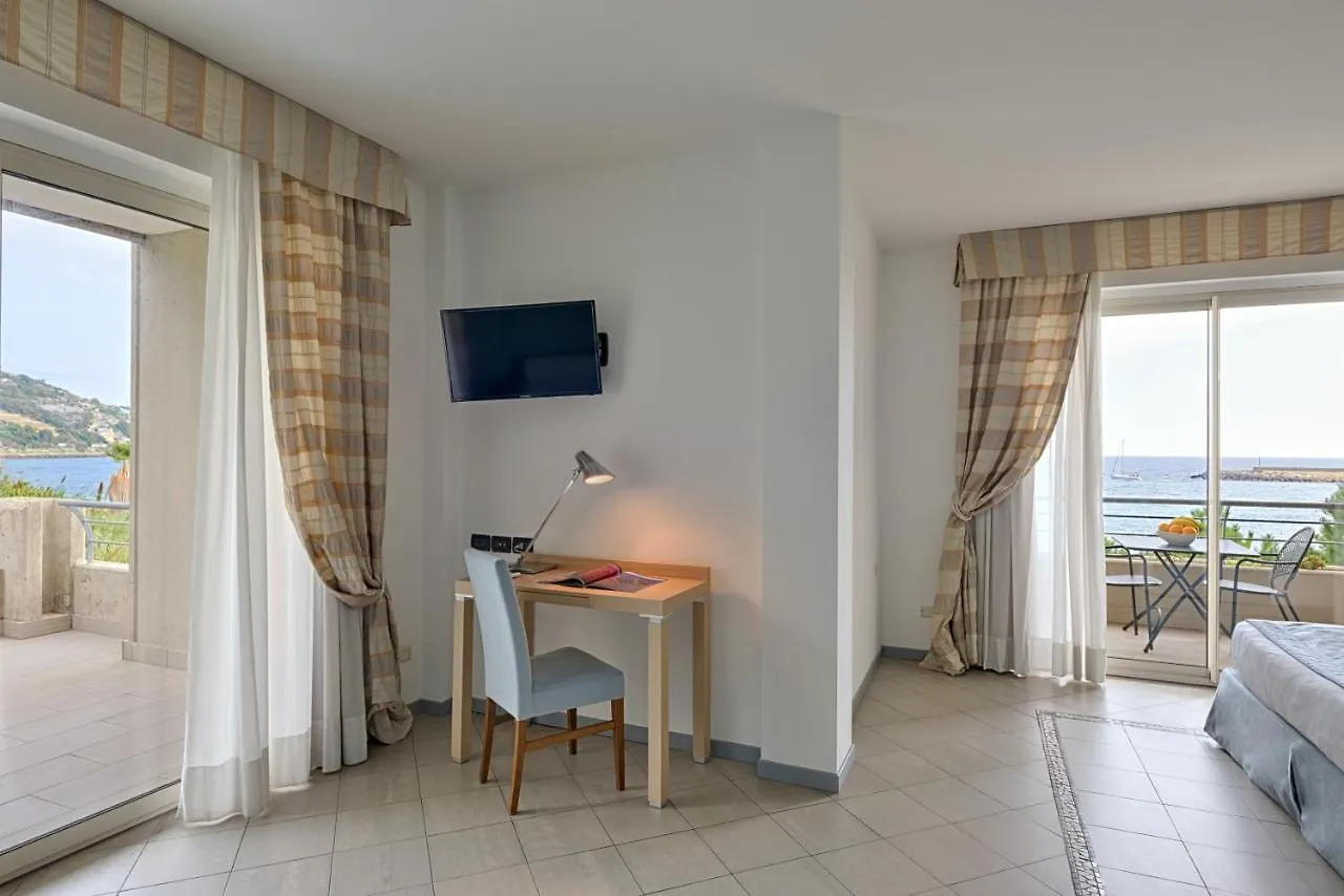 Aregai Marina Hotel&Residence Santo Stefano al Mare